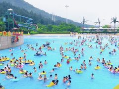 -汤山欢乐水世界
