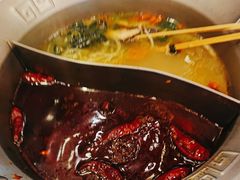 -大芊金重庆串串火锅(南京路店)