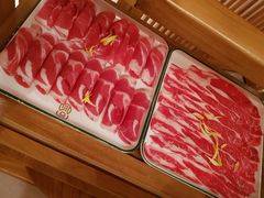 安格斯牛肉-同心如意传统铜火锅
