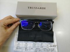 -爱视眸Eyeblling眼镜·依视路·蔡司镜片折扣店(百联南方商城购物中心)