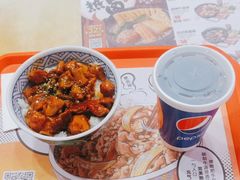 -吉野家(黑牛城道店)