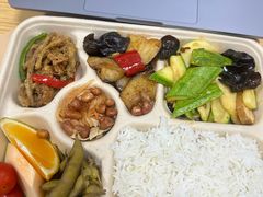 -感恩心素食馆(百世广场店)