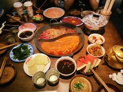 -萍姐火锅·公路夜市(武汉首店)