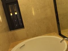 -中山利和希尔顿酒店