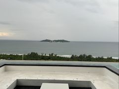 -瑰丽酒店·海吧·天际下午茶·现场DJ·天台酒吧