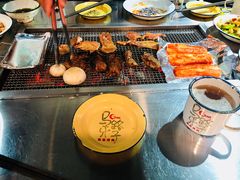 -马路牙子烧烤音乐酒馆(望京店)