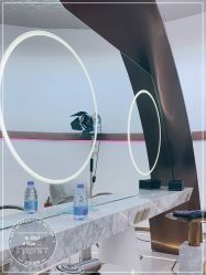 -In Style Hair Salon