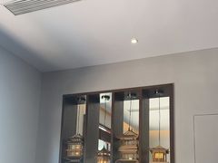 -吕氏焗小鲜•海鲜青岛菜(总店)