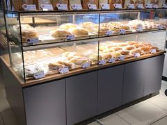 面包甜点陈列柜-BreadTalk面包新语·烘焙蛋糕(中心书城店)