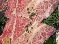 -山川小町·极番烧肉(新地假日广场店)