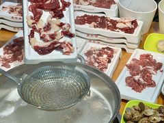 -养牛邓·潮汕牛肉海鲜自助火锅(广州店)