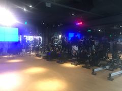 -VLines耀能运动24小时·月付制健身(京广桥店)