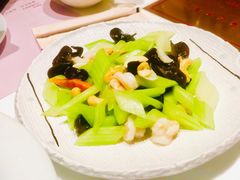 -红樱桃·欢乐餐厅(太原里店)