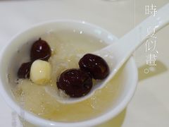 银耳莲子羹-老正兴菜馆(福州路店)