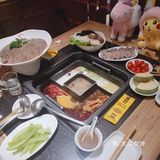特别适合女孩子逛一逛买买口红眼影之类的
