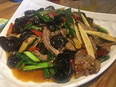 很牛的肝腰合炒-兔槽江湖菜·重庆璧山兔(水围店)