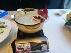 -海鸿荟·沿江菜(中山北路店)
