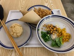 -正南齐北·老街糯米团(洪崖洞店)