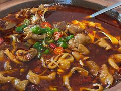肥肠牛蛙砂锅-马头巷·食景园(苏州总店)