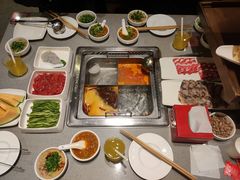 -海底捞火锅(中原万达广场店)