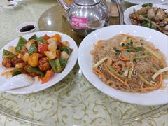 -鹏城人家海鲜酒家·23年老字号(较场尾店)