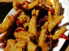 麻辣鸡爪-嗨辣小聚·盘锦河蟹·海鲜烧烤龙虾(盘锦十年好店)