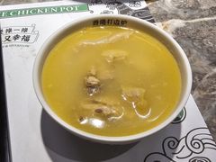 -禄婶鸡煲·打边炉