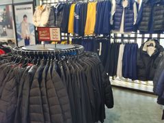 -SKECHERS 斯凯奇(上海国际时尚中心店)