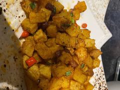脆哨土豆粒-泉味道贵州厨房(三里河店)