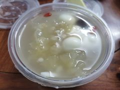 雪耳淮山清补凉-明记凉茶店(安富街店)