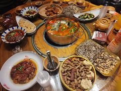 -亮欢寨酸汤鱼(沙冲路店)