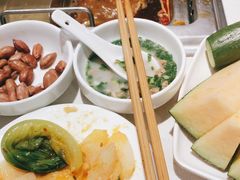 -海底捞火锅(长宁路龙之梦店)