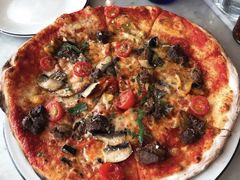 -Pizza Express(机场T1店)