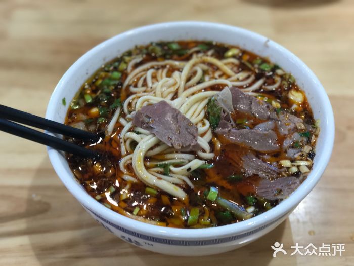 舌尖尖牛肉面传统牛肉面图片