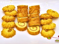 瑞士果酱蛋卷拼曲奇饼-麒麟中餐厅·经典粤菜·地道菜式老字号(广州长隆酒店)