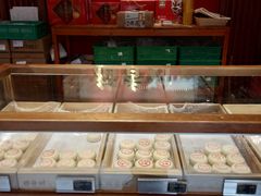 面包甜点陈列柜-稻香村(文殊院旗舰店)