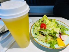 -江边城外烤全鱼(世茂广场店)