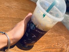 -星巴克(武汉江夏中百广场店)