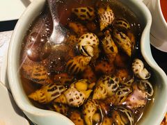 古越陈酿煮花螺-杭州西子湖四季酒店·金沙厅