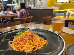 -HUZI虎滋精酿餐吧(京西大悦城店)
