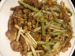 -皇城根·烤鸭·鱼头·家常菜(欧亚大观乐活城店)