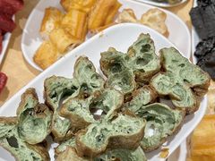 -李与白包子铺(桐梓林店)