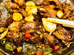 -老东镇啤酒屋海鲜加工·蒸汽海鲜·海鲜烧烤(台东店)