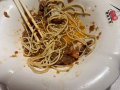 -霄汉牛三鲜湖北砂锅菜(万松园2店)