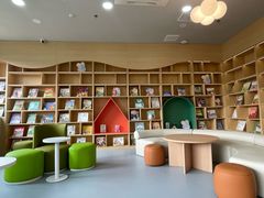 -浦东新区花木街道图书馆