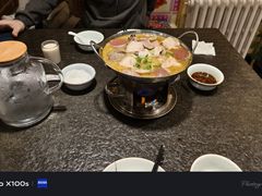 -靠山屯东北农家菜(八龙桥雅苑店)