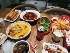 -叶派龙虾•招牌香辣蟹·海鲜(中海国际店)