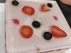草莓慕斯-积慕Cake(解放大道店)