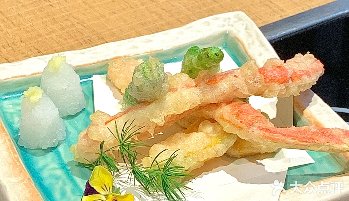 太古里活蟹料理店！人均上千一蟹n吃！ 