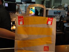 -麦当劳(欢乐谷店)